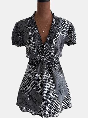 Y2K Vintage 6 Degrees Black White Floral 2000s Babydoll Top Puff Sleeve Medium